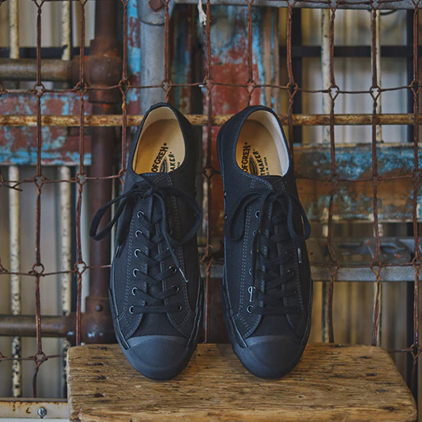 PRE-ORDER 2026 / JLB CHAMPION SNEAKERS / SOLID BLACK - Image 11