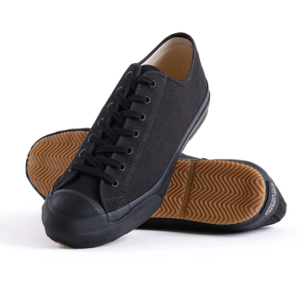 PRE-ORDER 2026 / JLB CHAMPION SNEAKERS / SOLID BLACK - Image 3