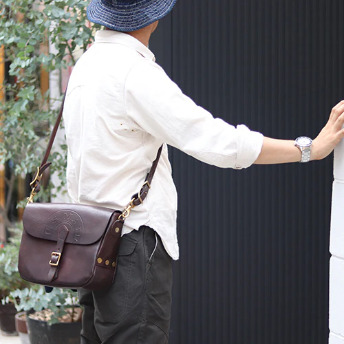 LEATHER POSTMAN SHOULDER BAG / BROWN U.S.MAIL LOGO MODEL / SMALL SIZE - Image 7