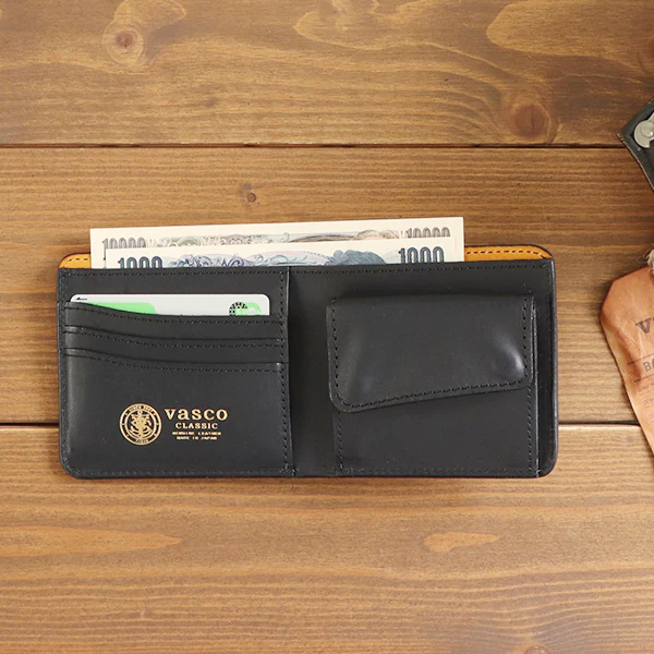 LEATHER SHORT WALLET / ITALIAN LEATHER - Image 3
